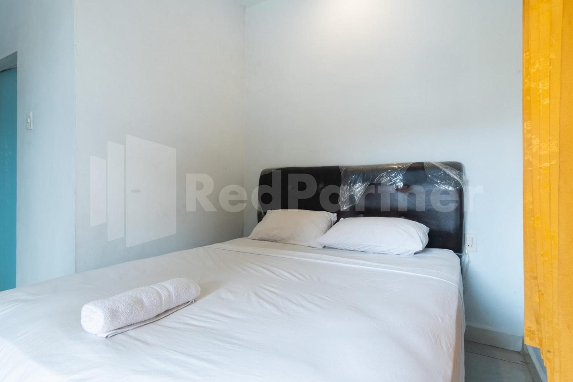 Teratai Guesthouse At Rs Adam Malik Medan Mitra Reddoorz Dış mekan fotoğraf
