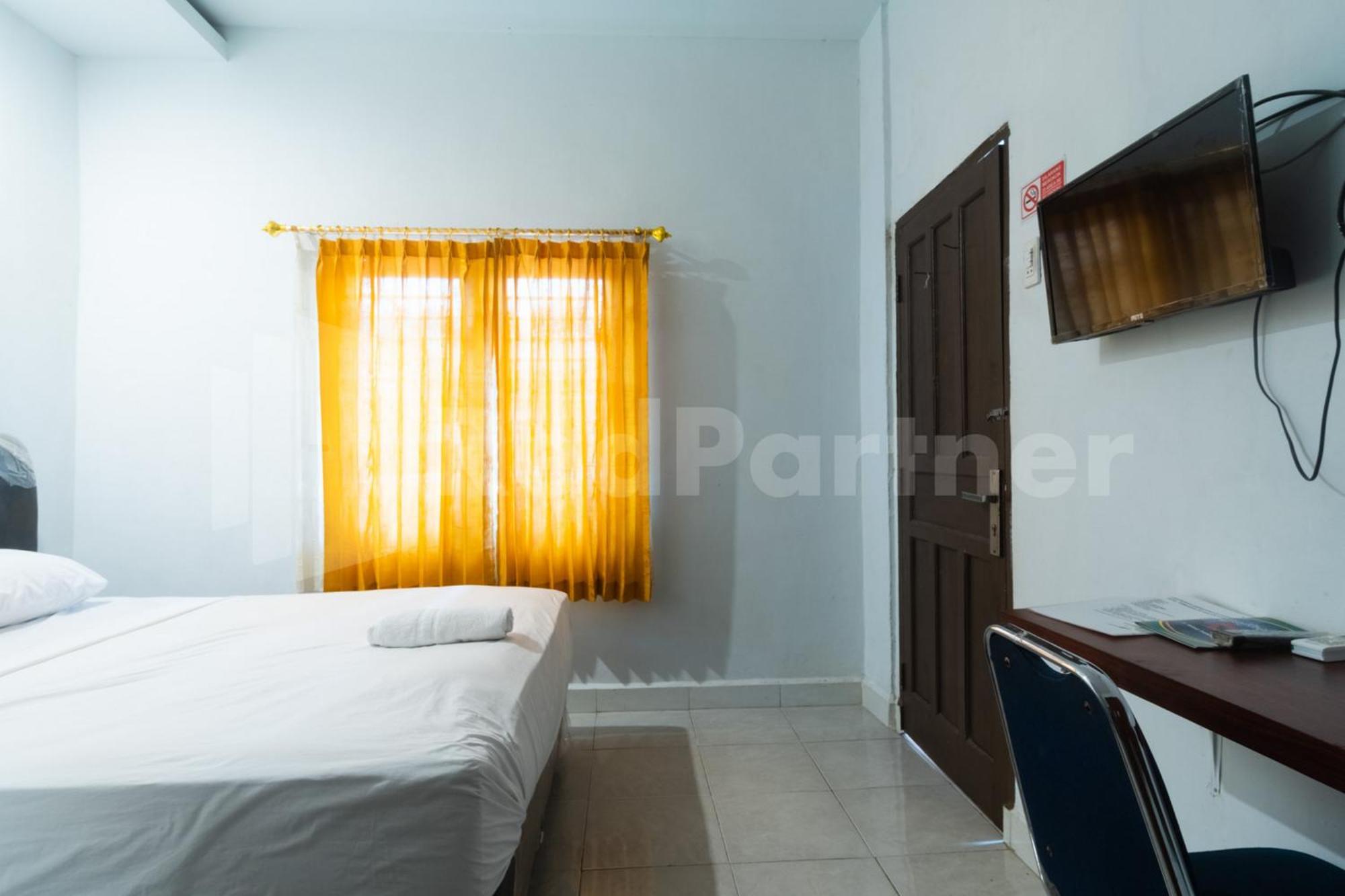Teratai Guesthouse At Rs Adam Malik Medan Mitra Reddoorz Dış mekan fotoğraf